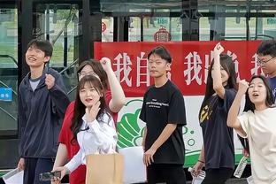 ?多位媒体人转发：江苏女篮主教练丁铁突发心脏病去世